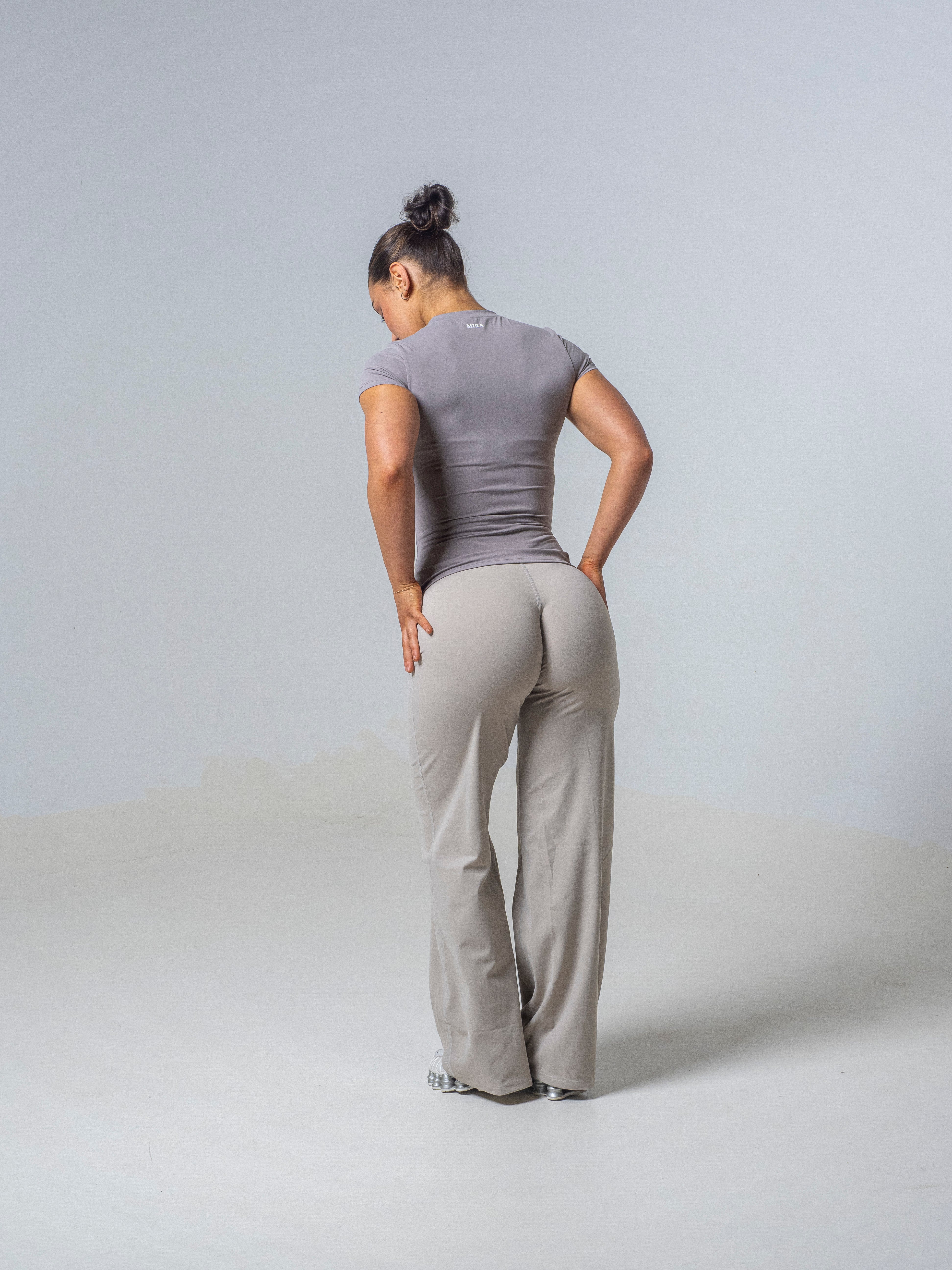 Seamless Straight Leg Leggings - Sand