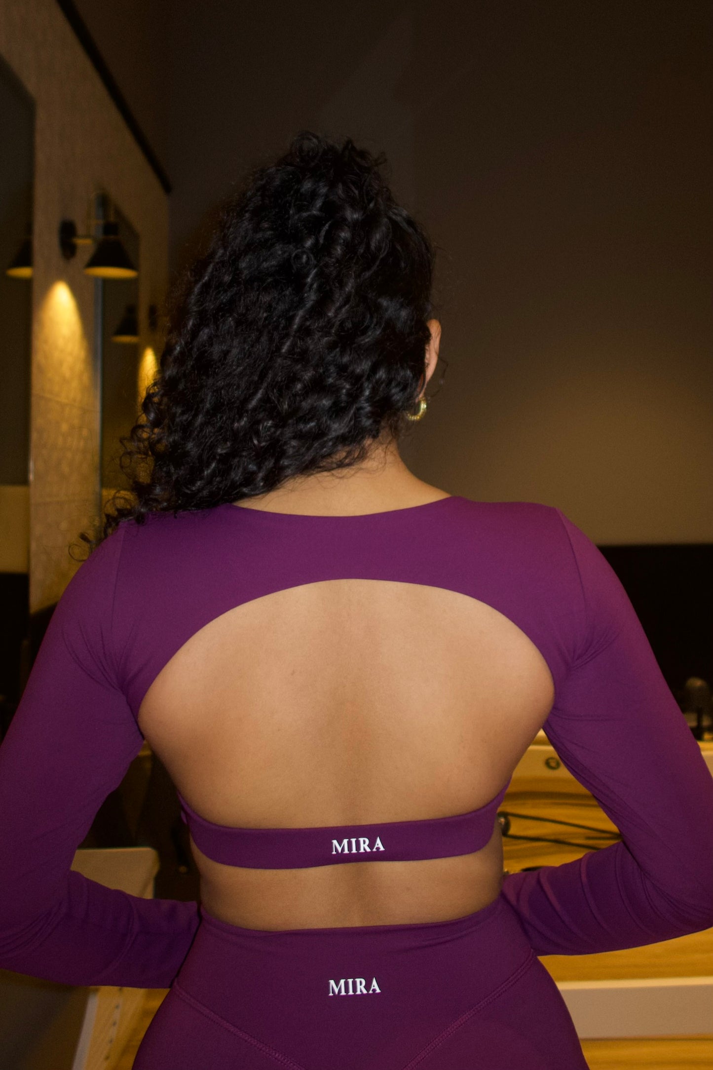 Seamless Backless Crop