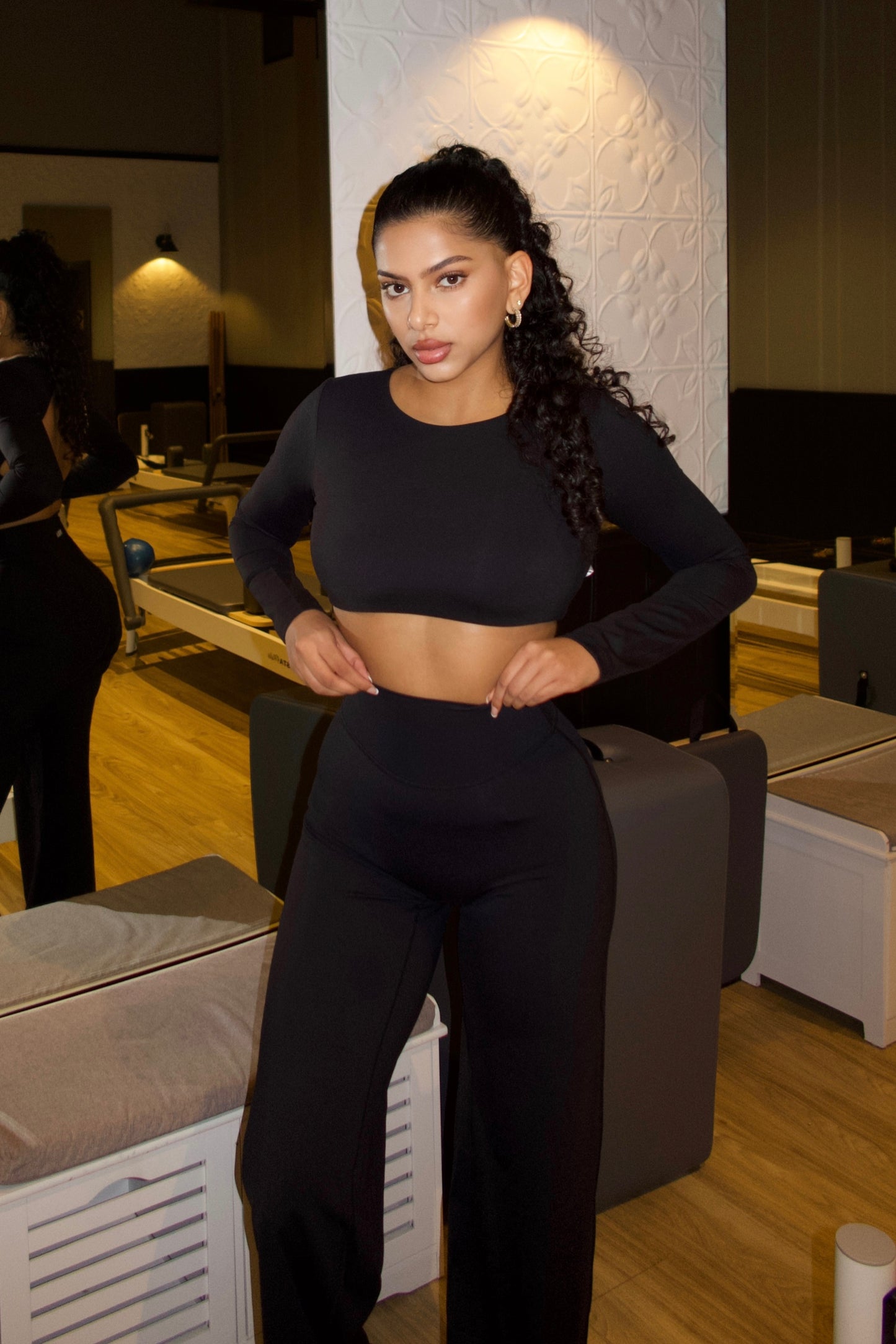 Seamless Backless Crop