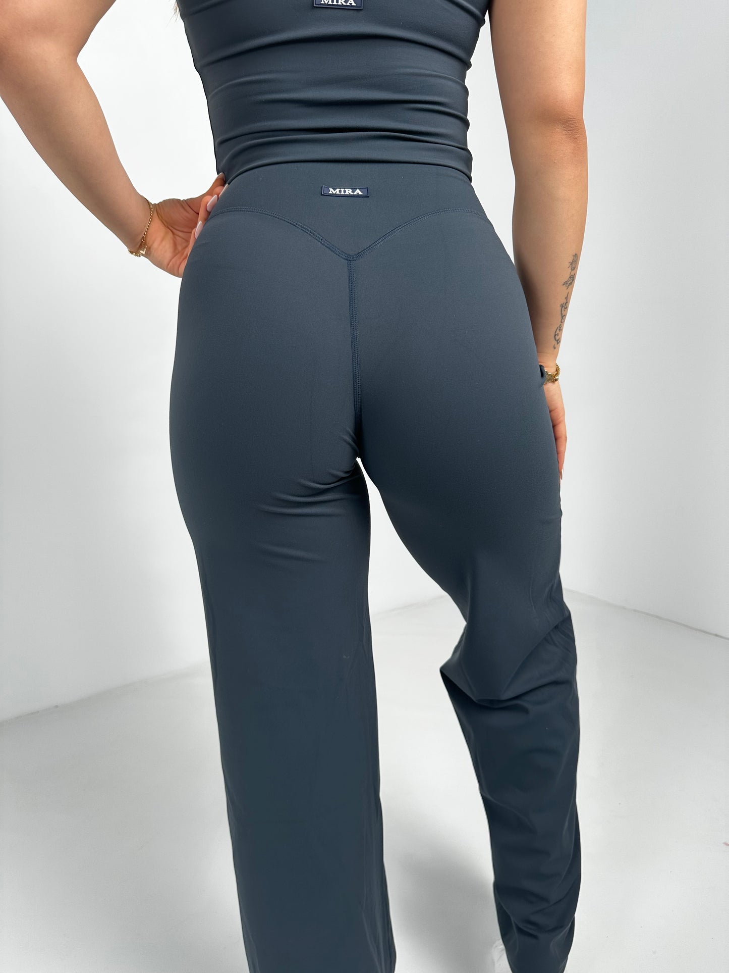 Seamless Straight Leg Leggings