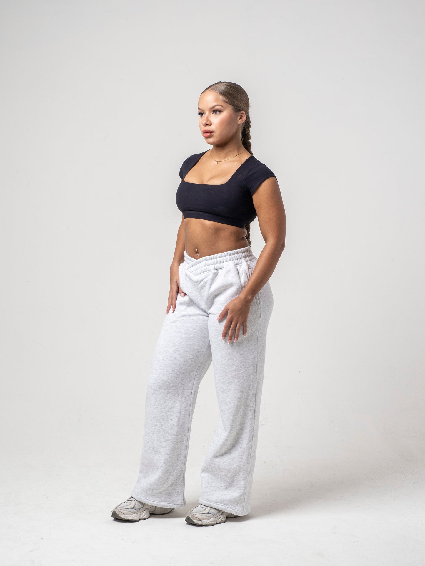 V-Sculpt Sweatpants Core