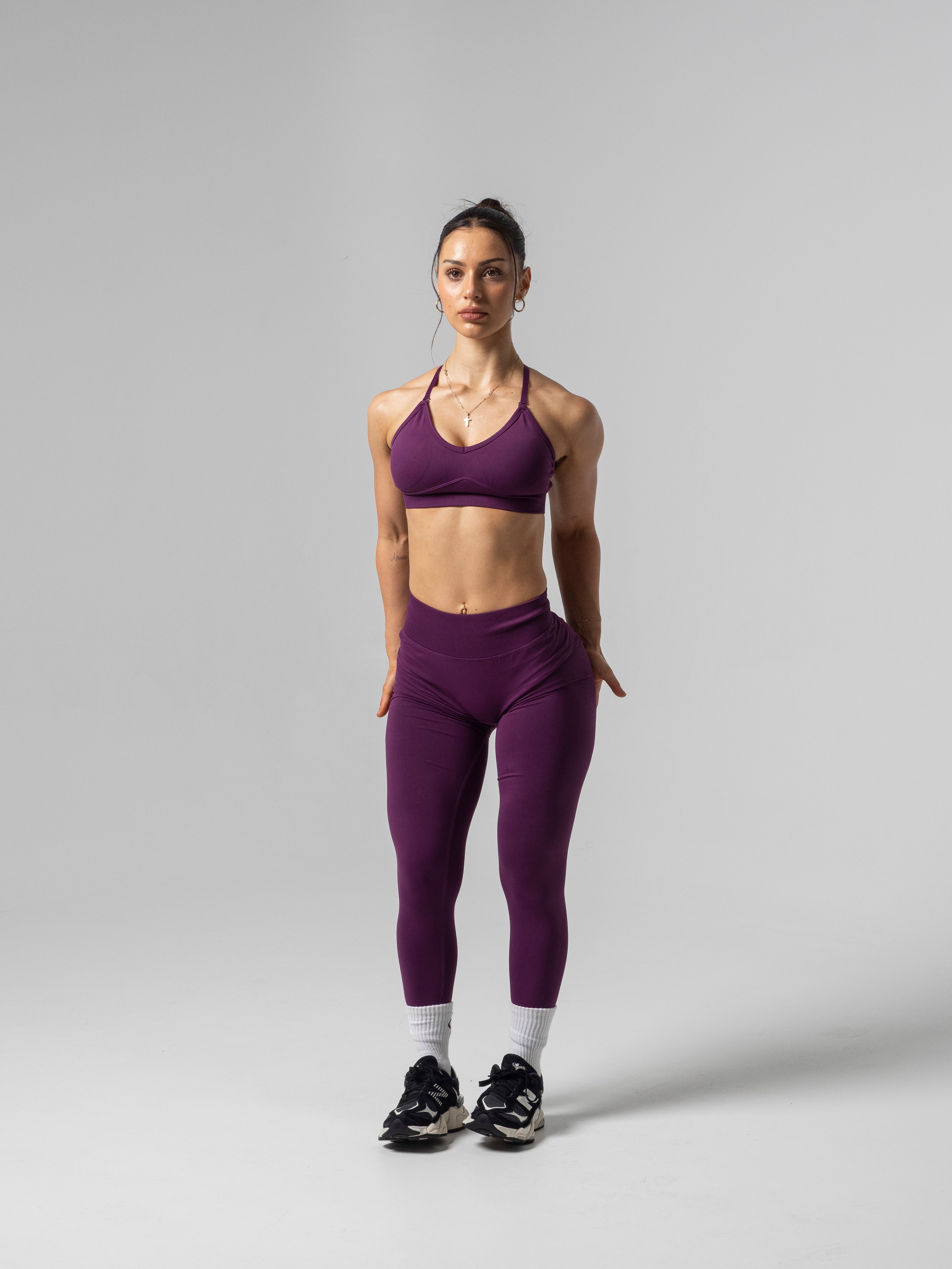 Accentuate Leggings - Grape