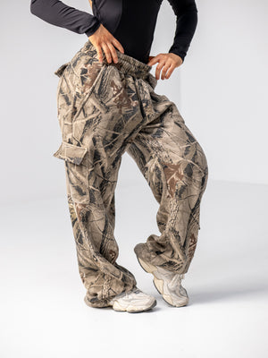 Pre Order Contour Cargo Sweatpants - Camo