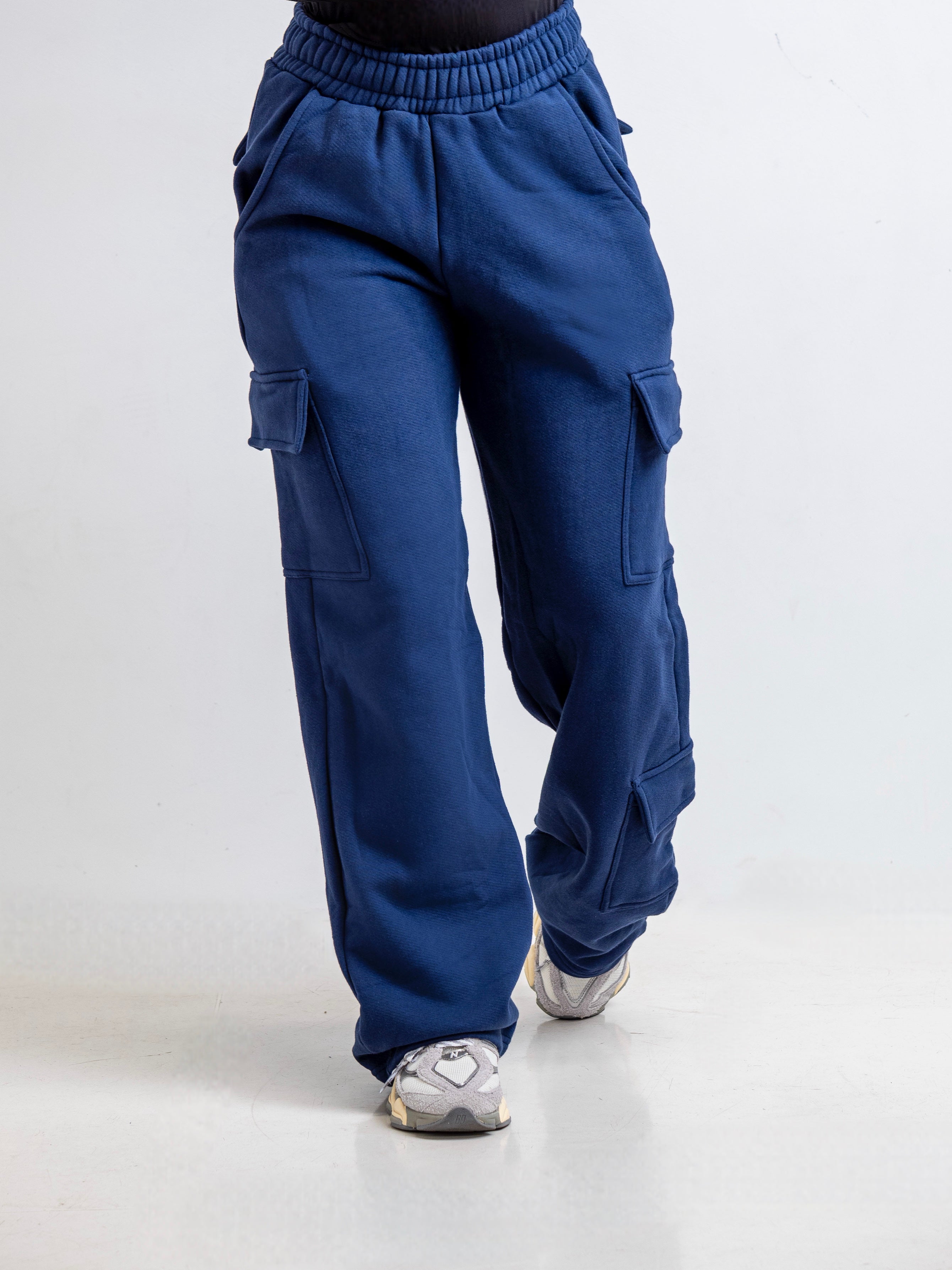Contour Cargo Sweatpants - Navy