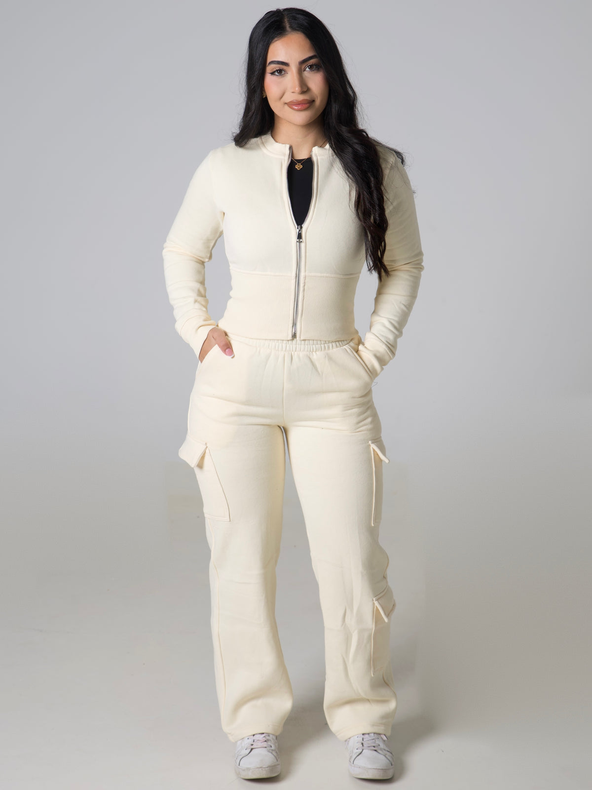 Contour Cargo Sweatpants - Vanilla